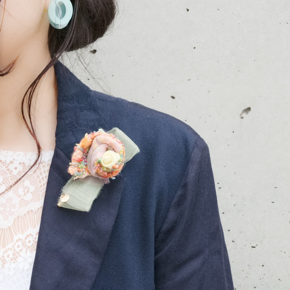 Couture Corsage｜Tweed Modern Rose｜jaune 第1張的照片