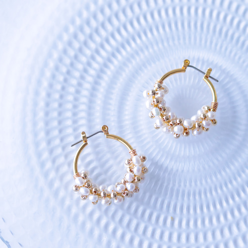 mini淡水パール×ゴールドビーズの煌めきフープピアス/イヤリング