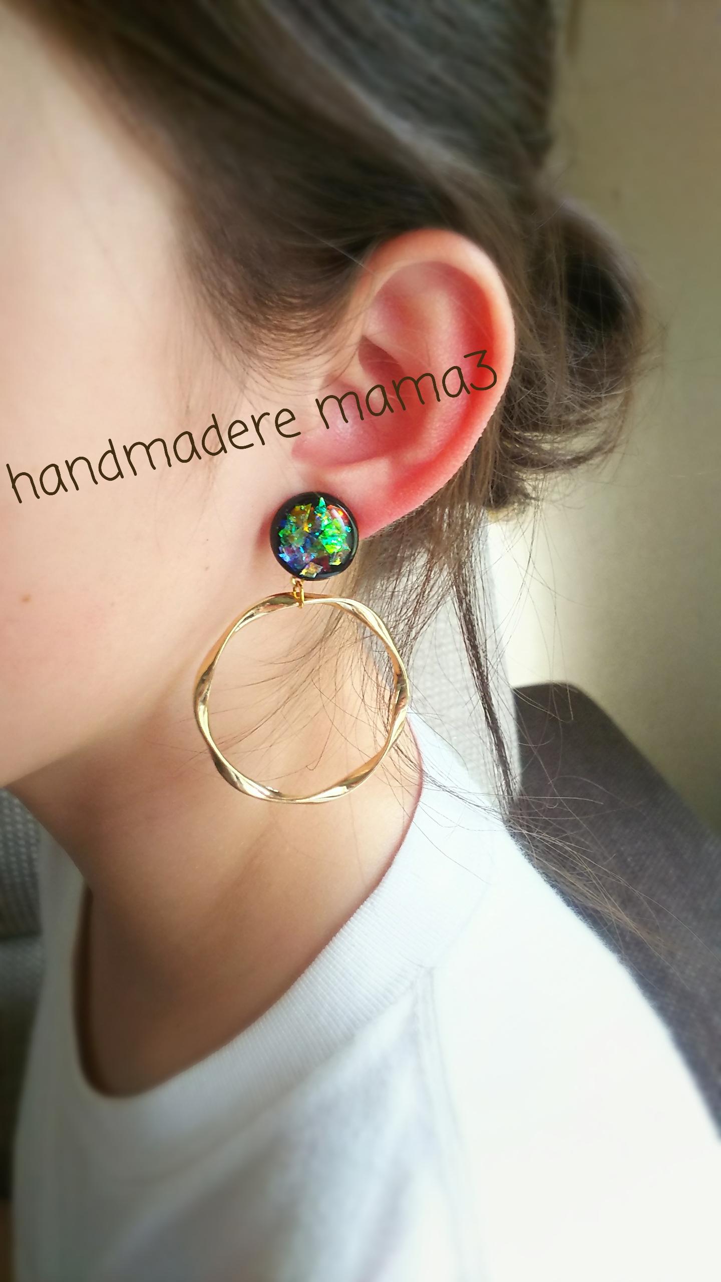 122 ブラック✖︎ゴールドの大人可愛い ハンドメイド ピアスor