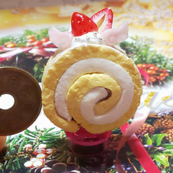 クリスマススイーツサンタイチゴのケーキと天使のロールケーキ  フェイクスイーツ スイーツデコ 8枚目の画像