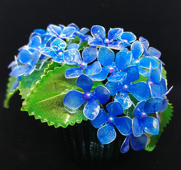 Blue Hydrangea Hair Clip　蓝紫色花卉发夹 第3張的照片