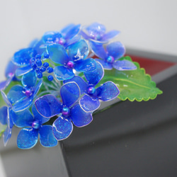 Blue Hydrangea Hair Clip　蓝紫色花卉发夹 第4張的照片