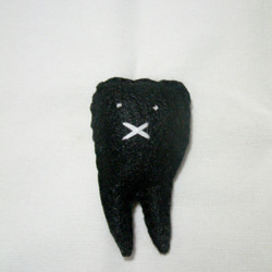 兩顆牙組合-牙齒v.s蛀牙的大對決 第4張的照片