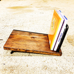Iron & Wood Book Stand 4枚目の画像