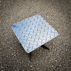 Checker Plate Stool (アイアンスツール） 4枚目の画像