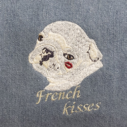 Kissesシリーズ刺繍バッグ【フレンチブルドッグ//ブルーデニム】 2枚目の画像