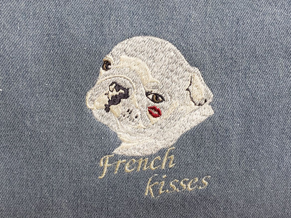 Kissesシリーズ刺繍バッグ【フレンチブルドッグ//ブルーデニム】 2枚目の画像