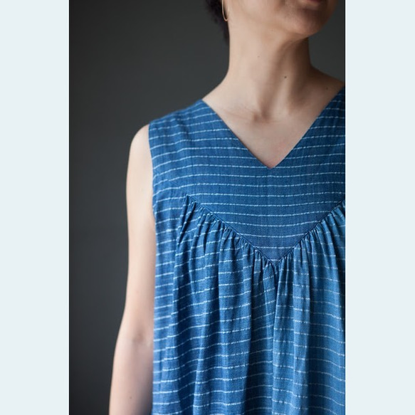 bighug 麻混手織りさちばるドレス●藍染めボーダー 2枚目の画像