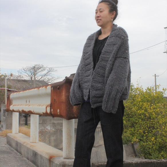 ざっくり極太毛糸のニットカーディガン○チャコールグレー ニット