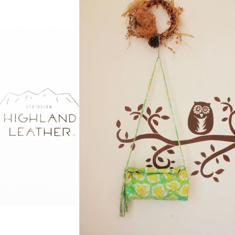 bighug 【永久保証】本革ラップサコッシュ●ベージュ