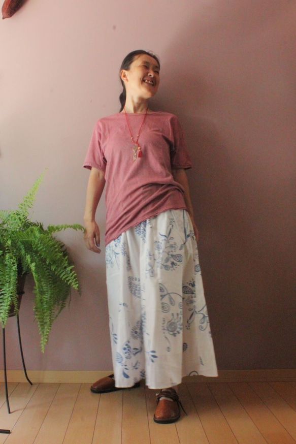 asana ユニセックス草木染めTシャツ●マンゴー 5枚目の画像