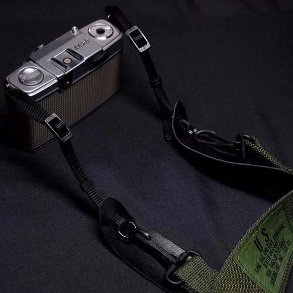 ミリタリーカメラストラップ U.S.ARMY ／先端幅８mmミラーレス、小型カメラ用 4枚目の画像