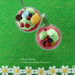 桜フルーツパフェのメモスタンド(丸形カップ) 5枚目の画像