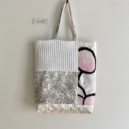 私のお気に入り ミニトート《オフ白／ピンク》…ミナペルホネン＋α  