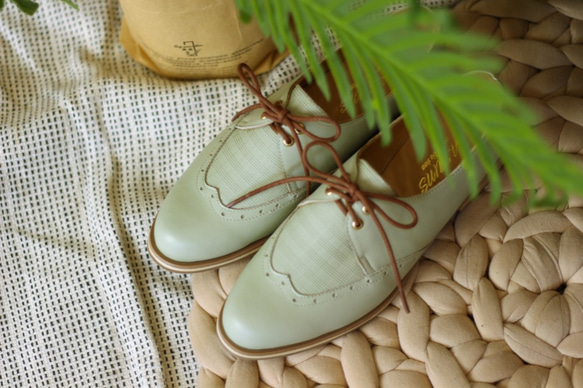 【知性牛津風】英格蘭紋雕花女鞋。薄荷綠 第3張的照片