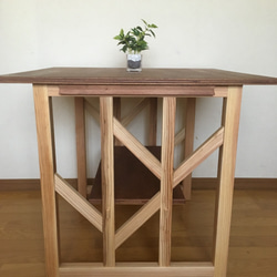 Forest 18 dining table for 2 people   木製ダイニングテーブル　2人用　 9枚目の画像