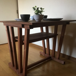 Shell 03 dining table for 2 people   木製ダイニングテーブル　2人用　 7枚目の画像