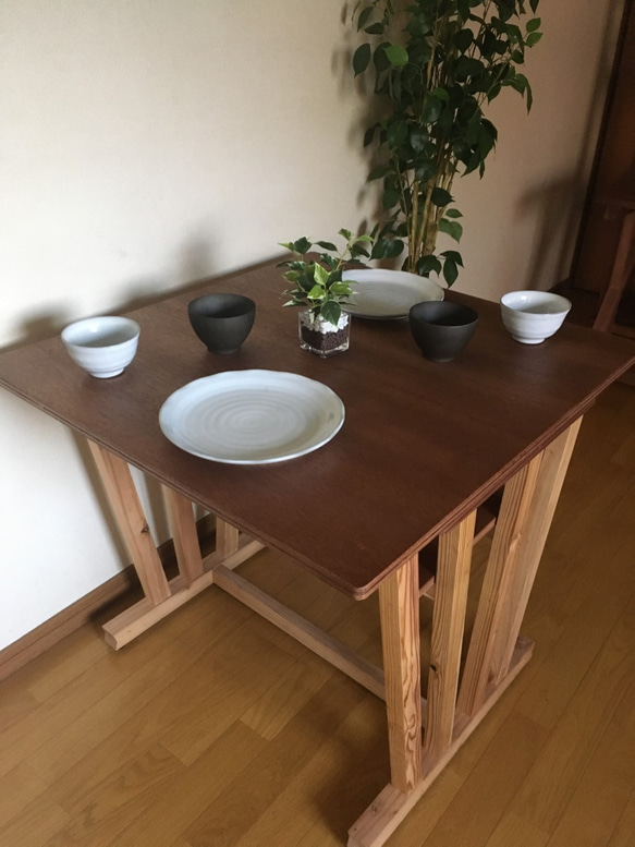 Shell 03 dining table for 2 people   木製ダイニングテーブル　2人用　 10枚目の画像