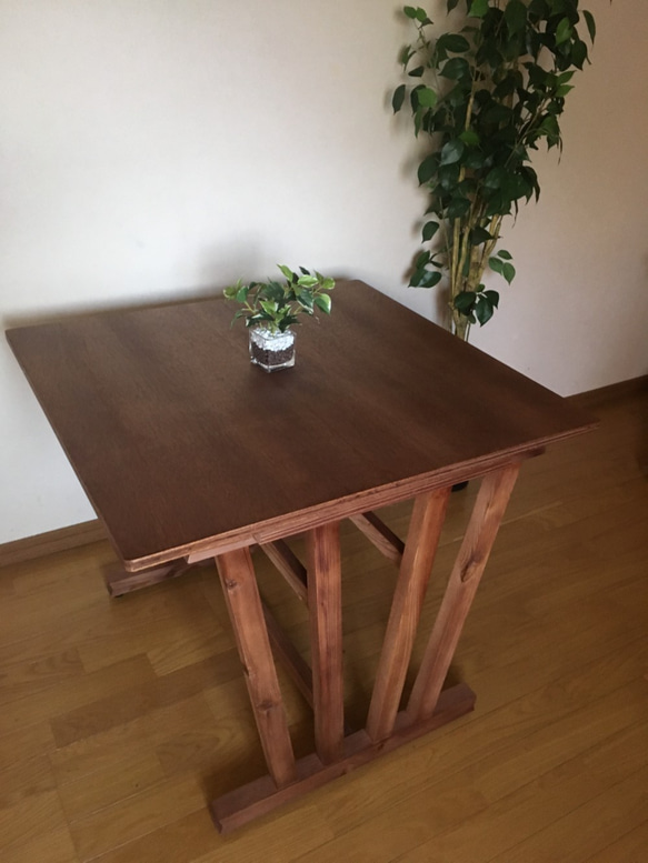 Shell 03 dining table for 2 people   木製ダイニングテーブル　2人用　 6枚目の画像