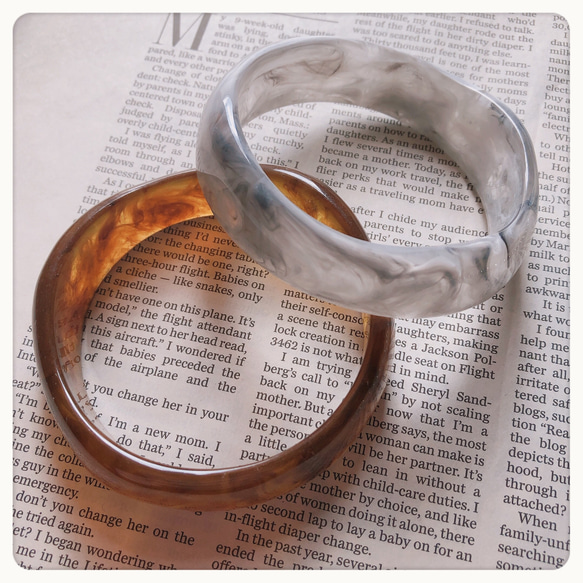 【数量限定】トレンドな装いに⑅*.大ぶりべっ甲バングル＊ブラウンver.【E-26-a】 2枚目の画像