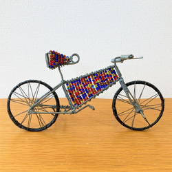 南アフリカのビーズ×ワイヤーアート／自転車の置物 3枚目の画像