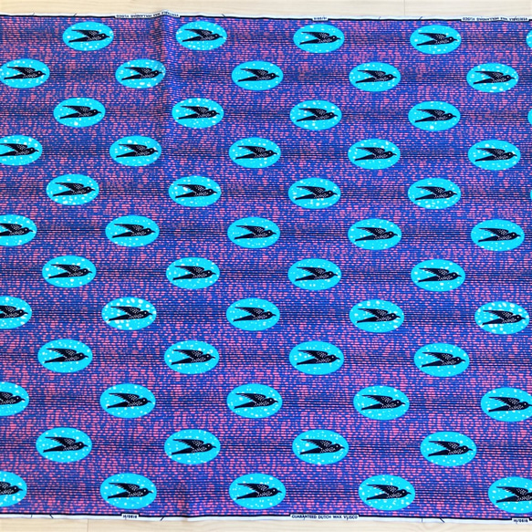 アフリカンプリント生地／アフリカ布／カットクロス／50cm単位／水通し済み／ツバメ（水色×紫×ピンク） 3枚目の画像