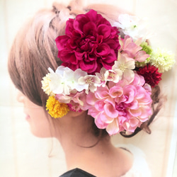 フッシャーピンクとふんわりピンクダリア、カラフルマムの髪飾り 桜 結婚式  着物 袴 和装 卒業式 前撮り 和 浴衣 1枚目の画像