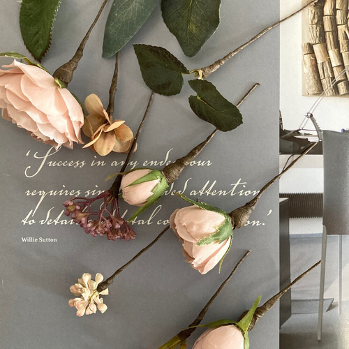 もん　オーダーブーケ　ブートニア　ウェディングブーケ　造花　前撮り　結婚式 オーダーメイド]ラウンドブーケ 白系 18cm ブートニア付き