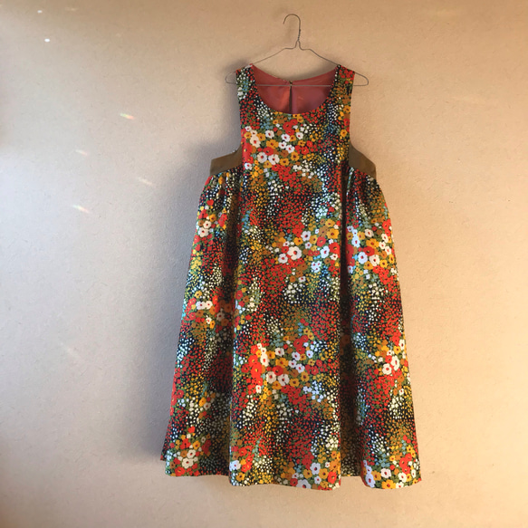 春のあったかお花畑 フリーサイズ ジャンパースカート 1枚目の画像