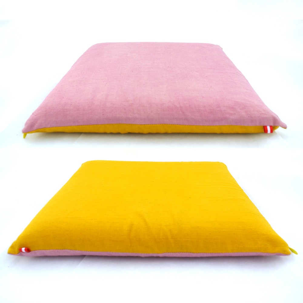 モクざ S コチニールとえんじゅの草木染 35cmサイズ 結城紬 座布団