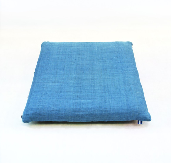 モクざ XS 藍とログウッドの草木染 30cmサイズ 麻生平 座布団 4枚目の画像