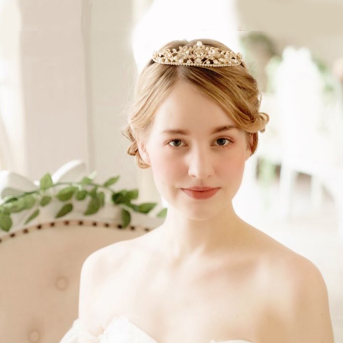 超可爱 ティアラ 髪飾り 結婚式 二次会 プリンセス コスプレ パール キラキラ 冠