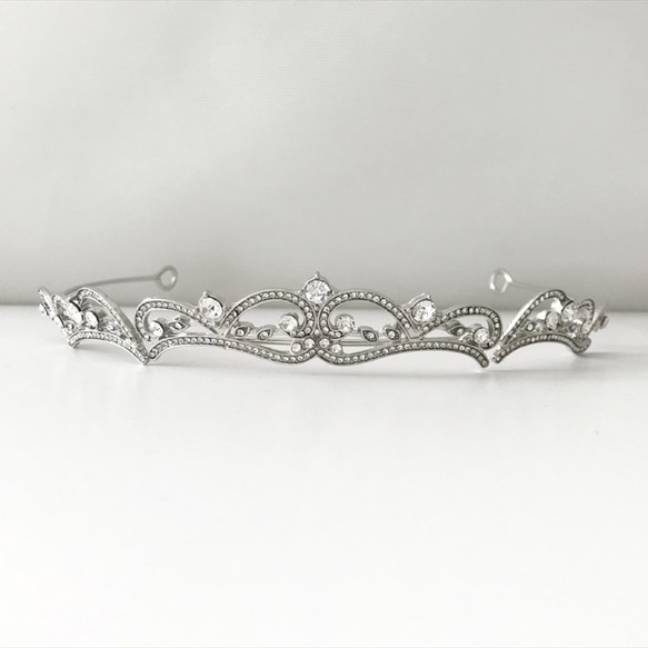 結婚式　ジルコン　挙式　ウェディング　ビジュー　プリンセス　王冠　ダイヤモンド風　大きめティアラ OT01 1枚目の画像