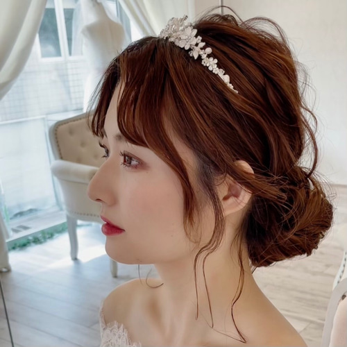 ティアラ ゴールド カチューシャ ナチュラル 花嫁 結婚式 低め