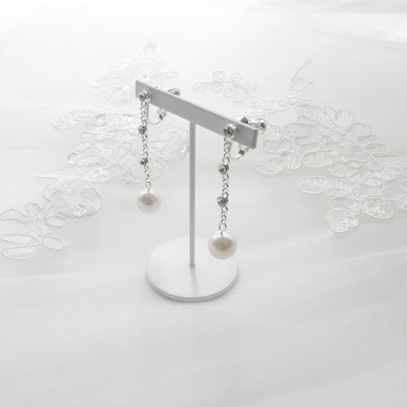 シルバー　ビジュー　パール　ブライダルアクセサリー　結婚式　シンプル　ウェディングイヤリング LE08 4枚目の画像