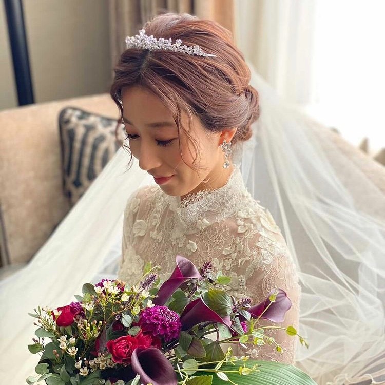 ティアラ　キュービックジルコニア ウェディングジュエリー 　ST06