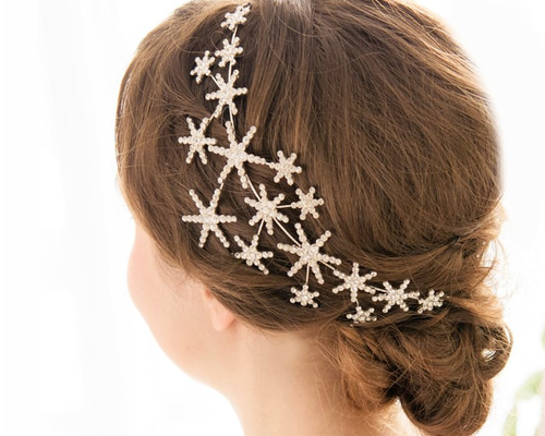 ANNAN WEDDINGの星型ビジューピン・ピアスセット ANNAN WEDDINGの星型