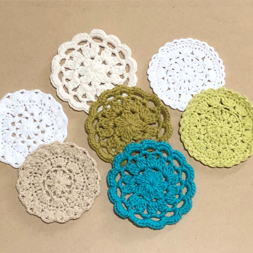 ☘️展示のみ☘️コースター花柄B*(白&きみどり)*花コットン2枚セット
