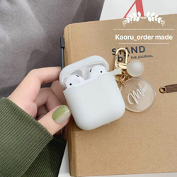 【新商品】文字入りオーダーメイド AirPods 保護ケースストラップ付き 10枚目の画像