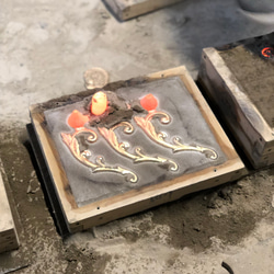 真鍮鋳物 ペーパーウェイト 鯨の尾（大） 10枚目の画像