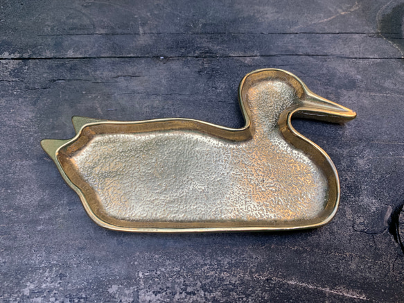 真鍮鋳物 水鳥型トレー（中） 1枚目の画像