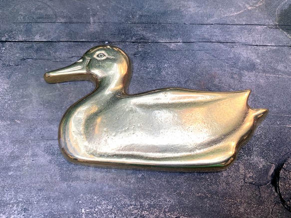 真鍮鋳物 水鳥型トレー（中） 2枚目の画像
