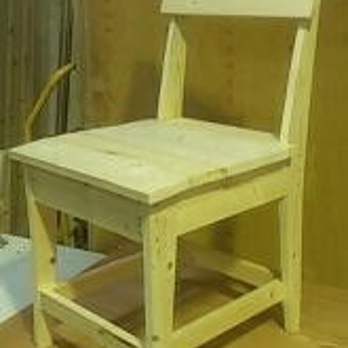 ツートンカラーの木製椅子（組み立てキット、完成品）受注生産品