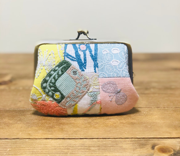 【本物新品保証】 1点のみ ミナペルホネン ハンドメイド パッチワークがま口ポーチ 財布・ケース・小物入れ