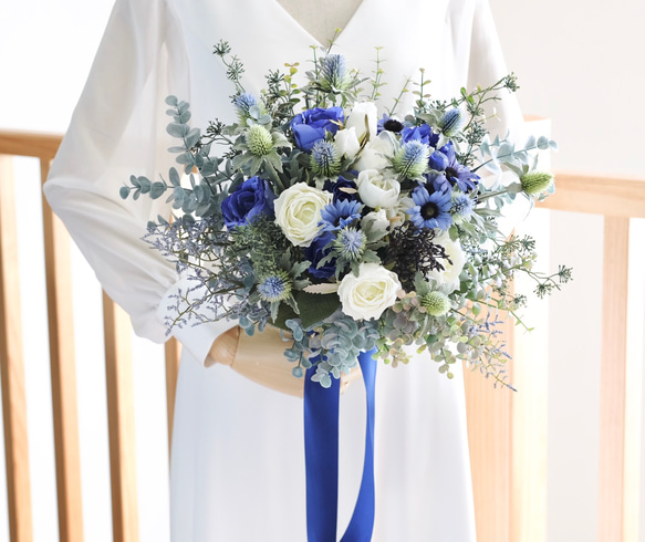 スタンド付】青バラのナチュラルブーケ ブーケ 花呟-kagen 