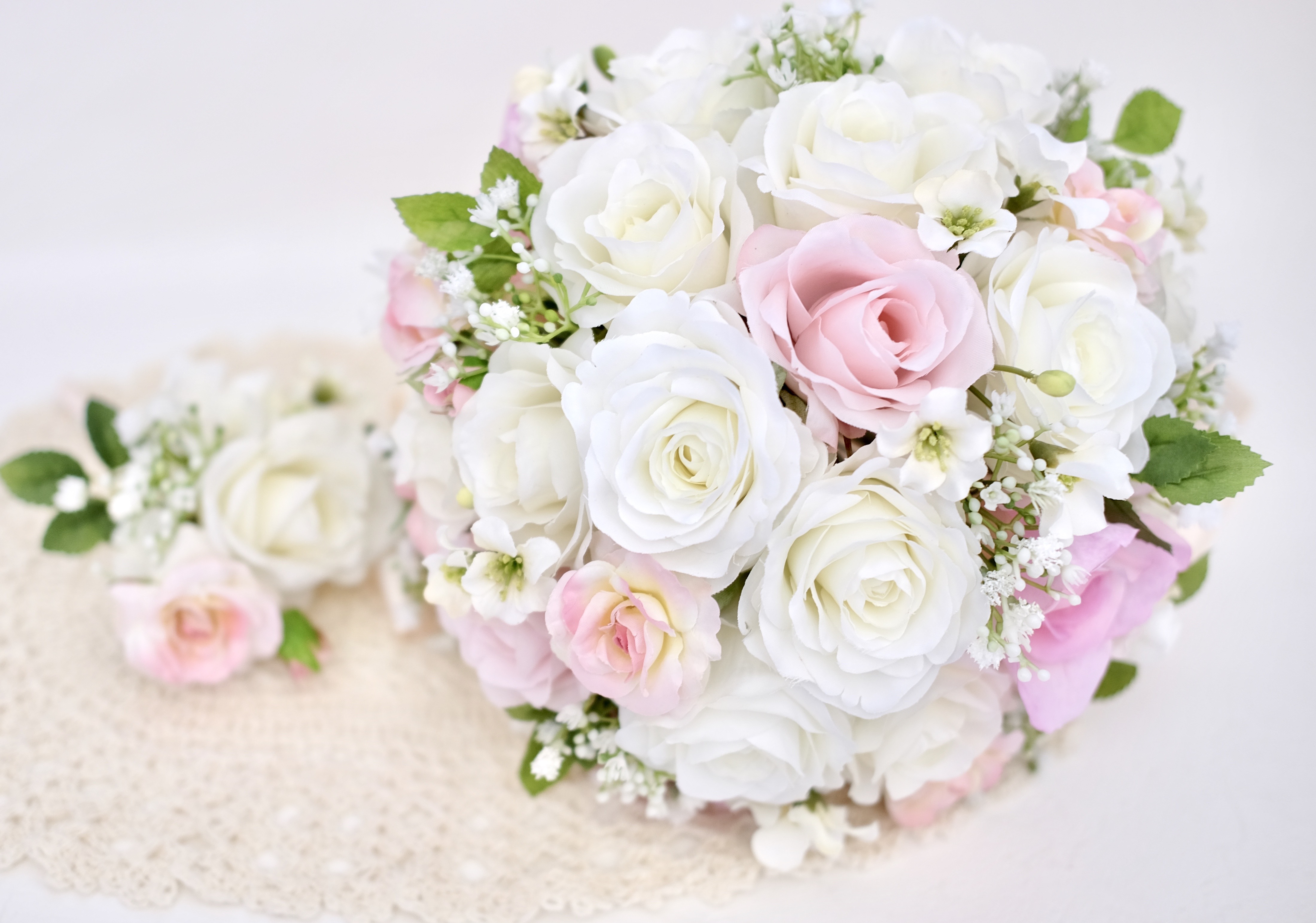 【スタンド付】可愛いラウンドブーケ 11,360円