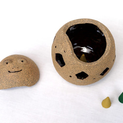 カエルさんのお香台・太っちょさん 4枚目の画像