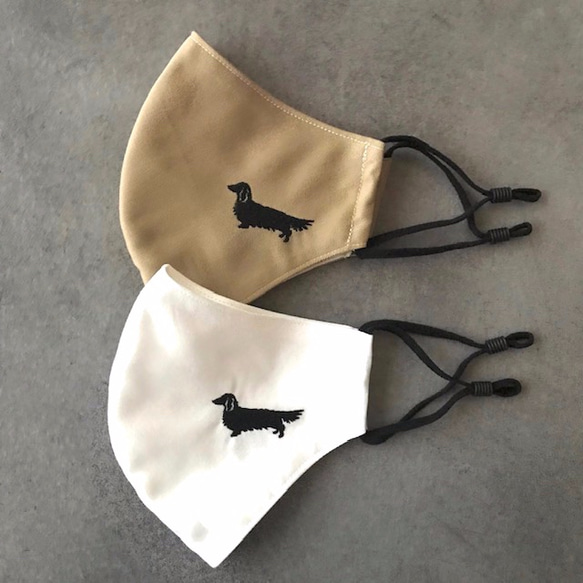 犬シルエット刺繍マスク ＊ ダックスフンド／抗菌立体マスク／Mサイズ