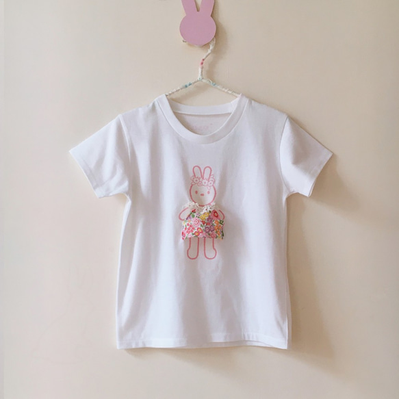 隨身帶兔子短袖T恤(粉紅兔) 第3張的照片