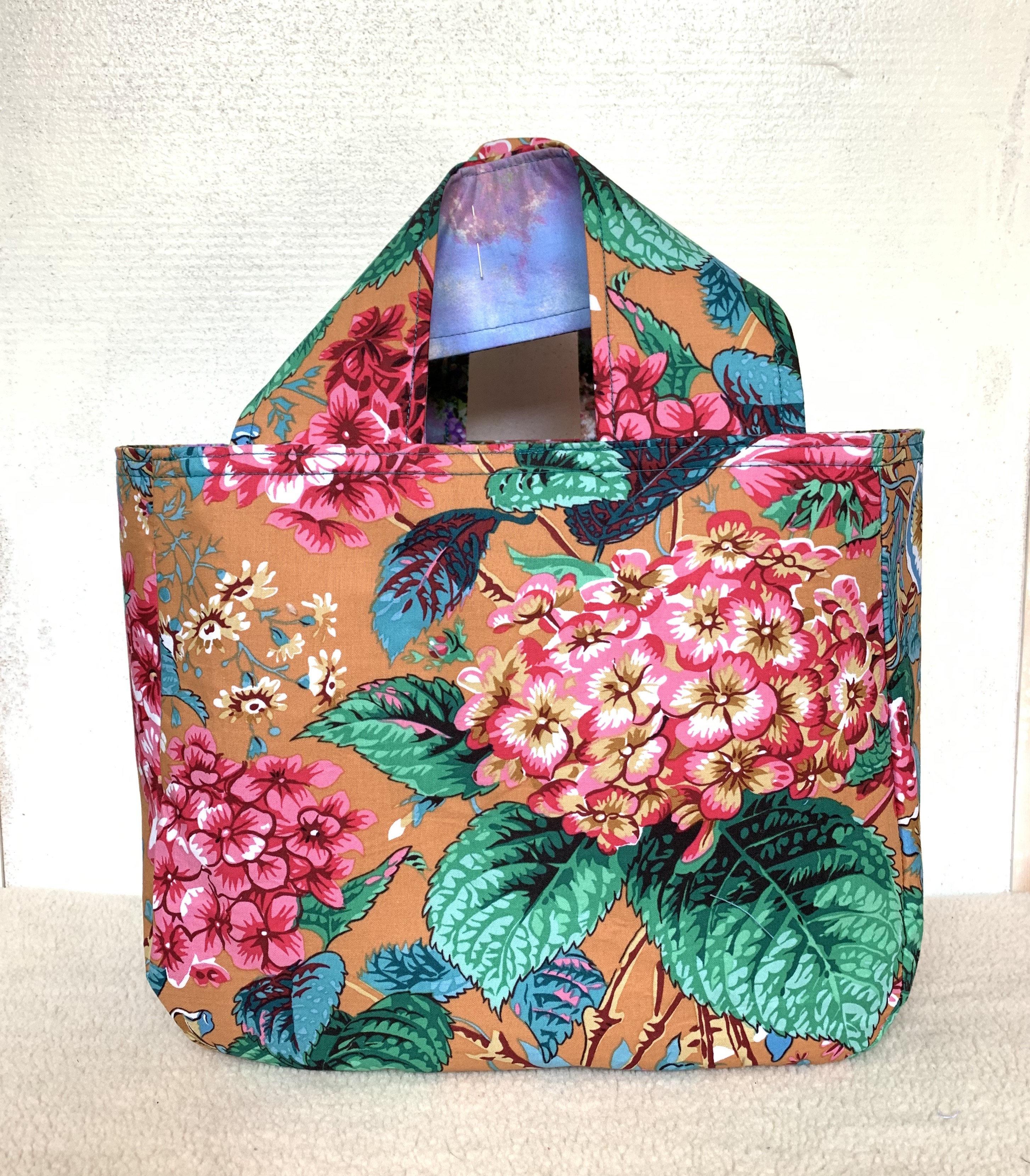 赤い紫陽花　お買い物バッグ(大)